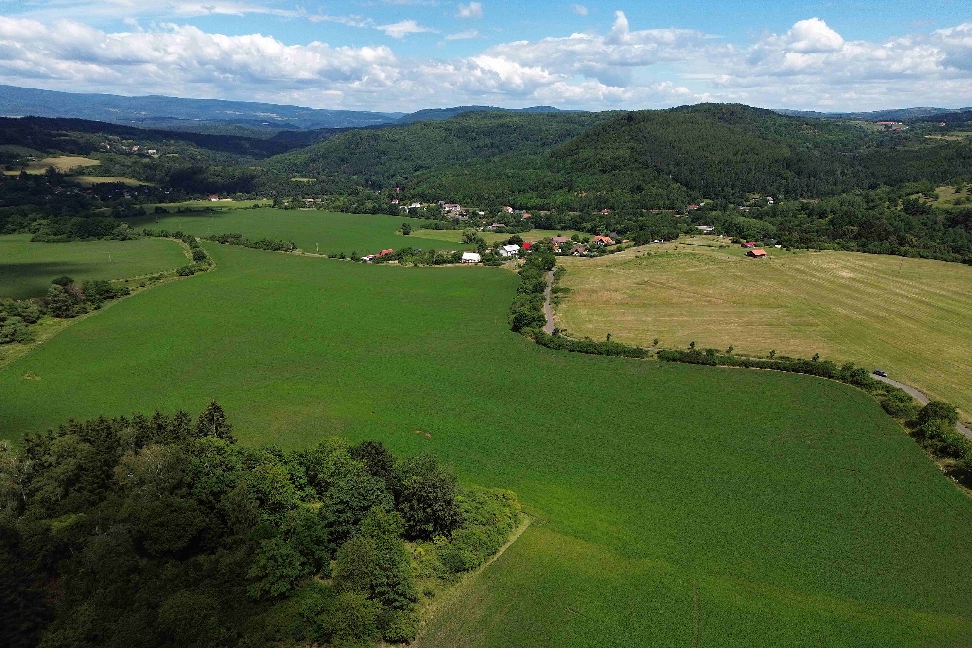 Prodej pole, 86204 m², Šemnice