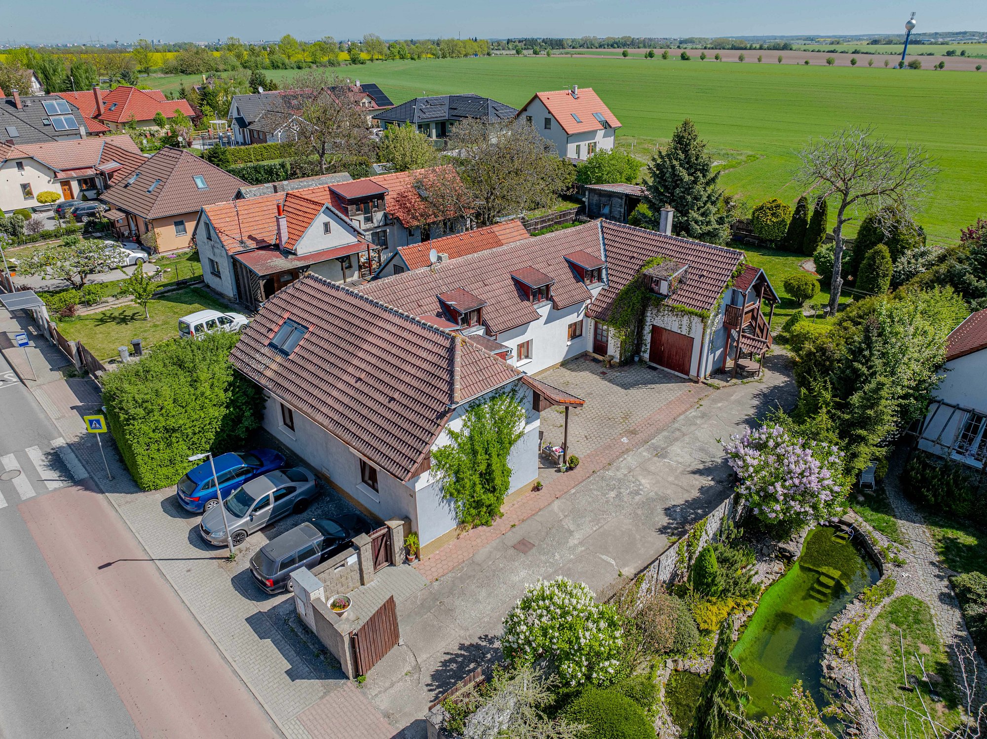 Rodinný dům se 3 byty nedaleko Prahy – Libeň u Libeře