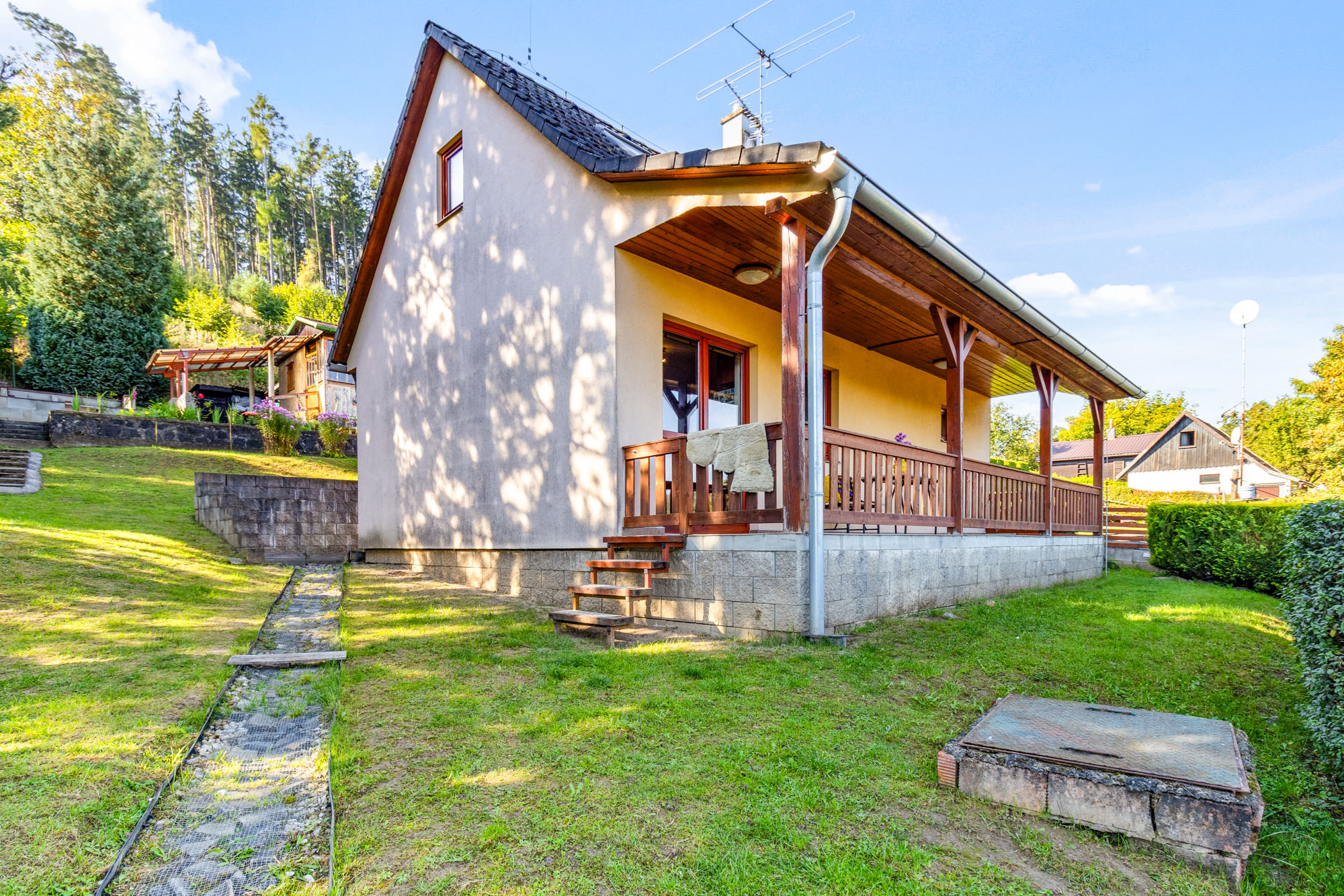 Celoročně obyvatelná chata Poříčí nad Sázavou