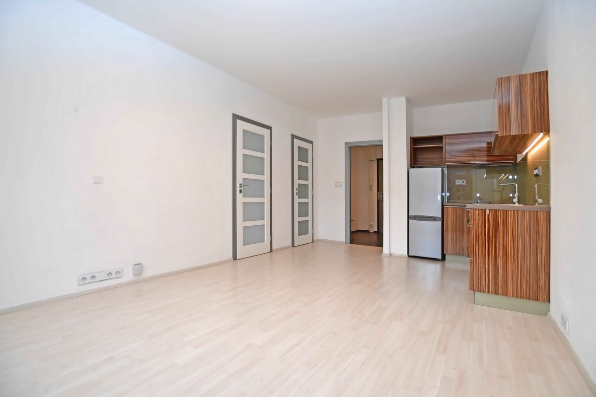 Pronájem 2kk 41m2 Praha 5 Hlubočepy