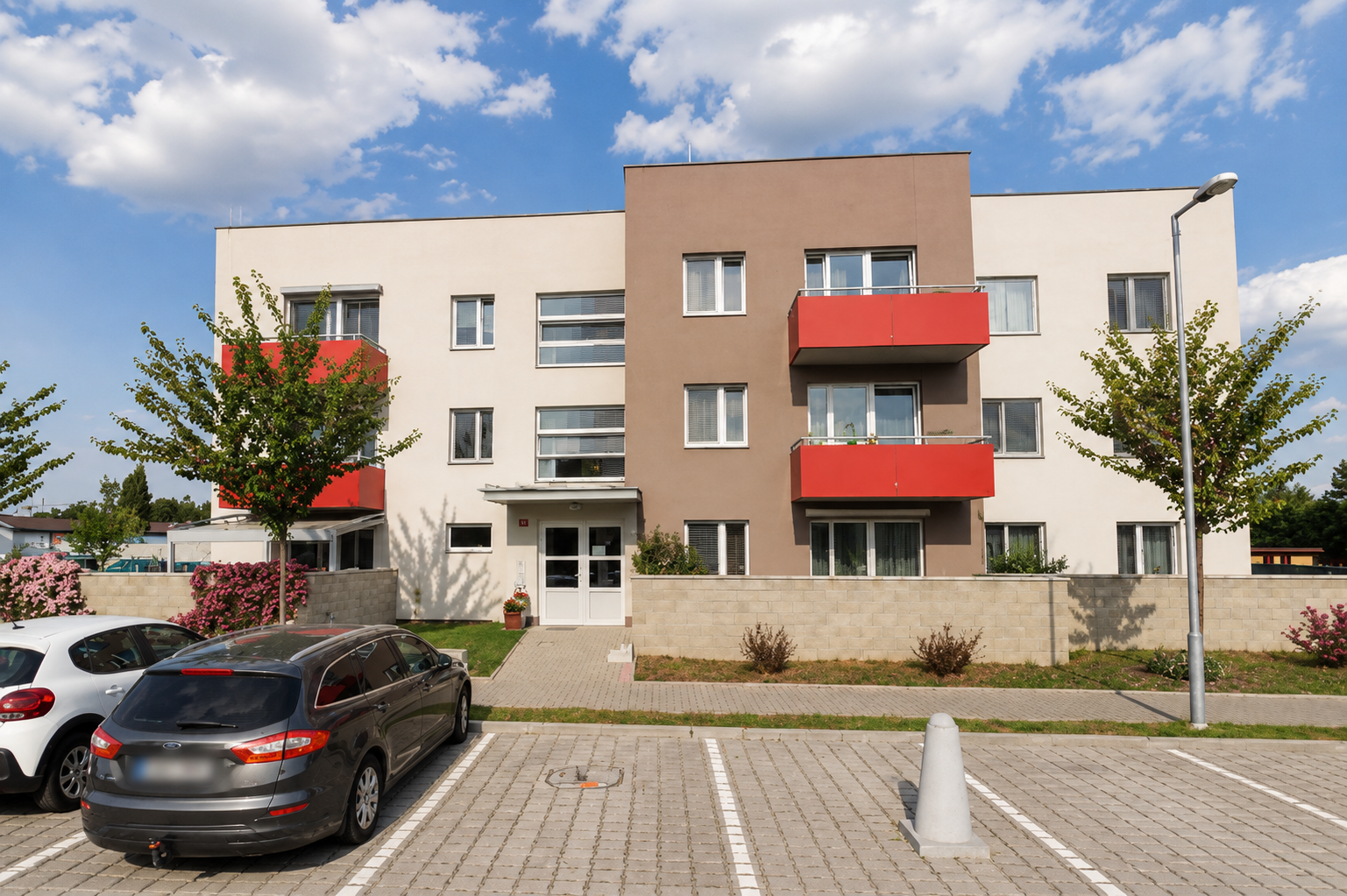 Lysá nad Labem, prodej 3+kk 74m2 s balkonem