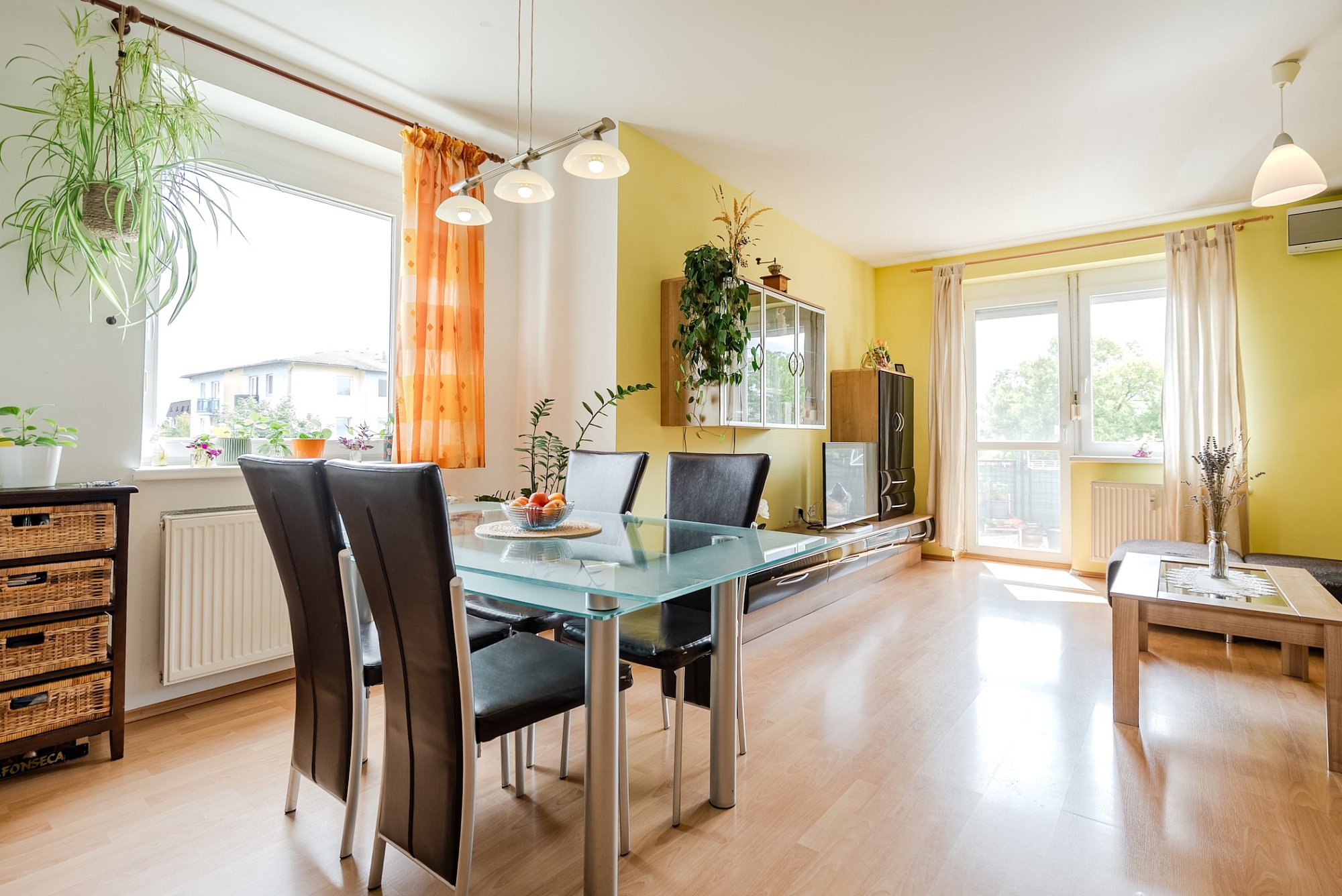 Veľkorysý 4i byt (100 m²) s 2 balkónmi a walk-in šatníkom – Hroznová, Pezinok